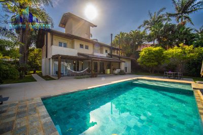 Casa, 4 quartos, 310 m² - Foto 1