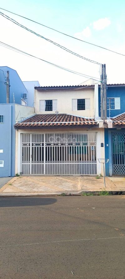Casa, 3 quartos, 135 m² - Foto 1
