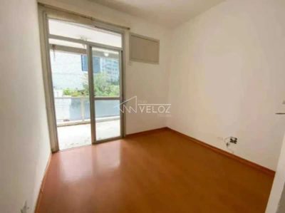 Apartamento, 3 quartos, 100 m² - Foto 1