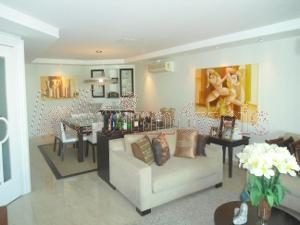 Apartamento, 3 quartos, 245 m² - Foto 1