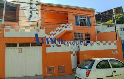 Casa, 3 quartos, 262 m² - Foto 1
