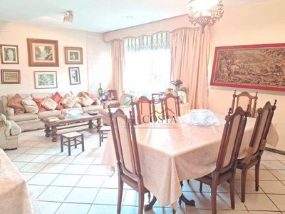 Casa, 4 quartos, 250 m² - Foto 3