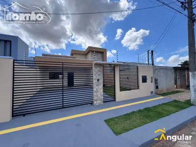 Casa, 3 quartos, 121 m² - Foto 1