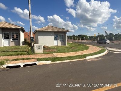 Casa, 2 quartos, 222 m² - Foto 1