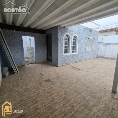 Casa, 4 quartos, 170 m² - Foto 2