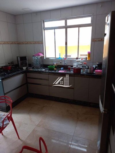 Sobrado, 4 quartos, 168 m² - Foto 1