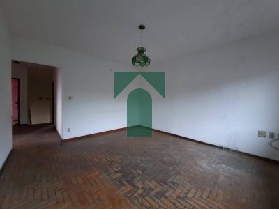 Sobrado, 3 quartos, 377 m² - Foto 1