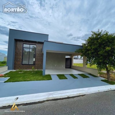 Casa, 4 quartos, 169 m² - Foto 1