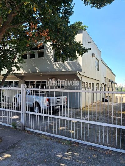 Depósito-Galpão, 884 m² - Foto 1