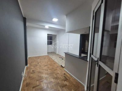 Apartamento, 1 quarto, 41 m² - Foto 2