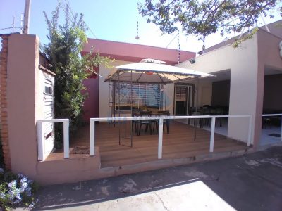 Casa, 5 quartos, 226 m² - Foto 1