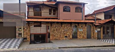 Casa, 6 quartos, 650 m² - Foto 1