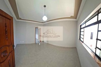 Casa, 2 quartos, 250 m² - Foto 1