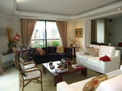 Apartamento, 3 quartos, 230 m² - Foto 1