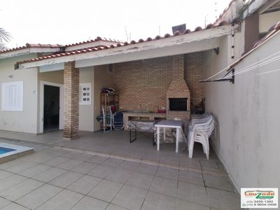 Casa, 3 quartos, 165 m² - Foto 2