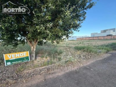Casa, 840 m² - Foto 1
