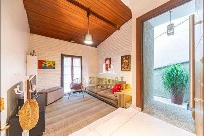 Sobrado, 3 quartos, 231 m² - Foto 2