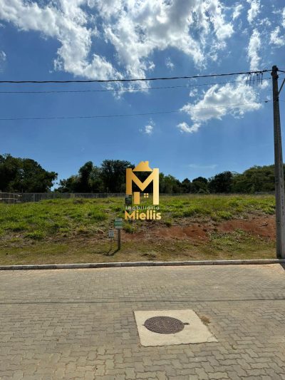 Terreno, 330 m² - Foto 1