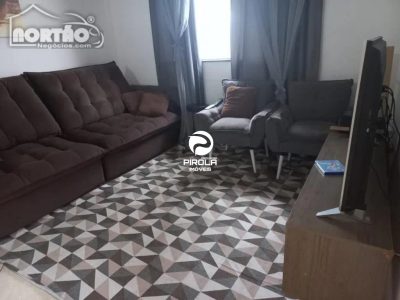Casa, 3 quartos, 72 m² - Foto 1