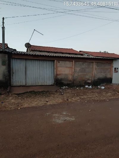 Casa, 2 quartos, 209 m² - Foto 1