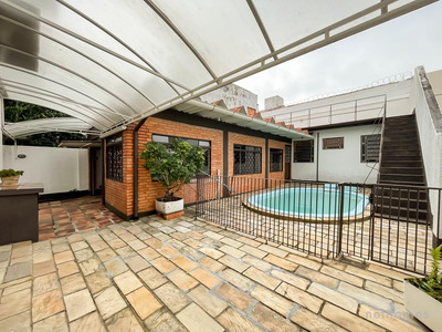 Casa, 3 quartos, 230 m² - Foto 4