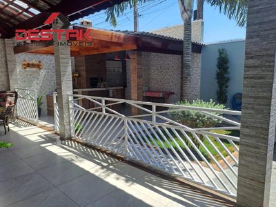 Casa, 3 quartos, 262 m² - Foto 3