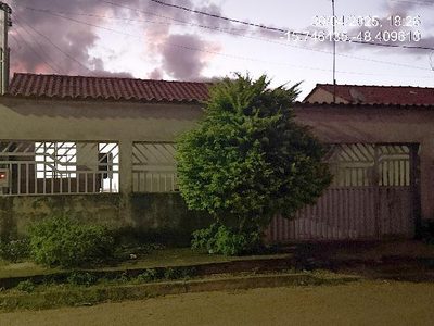 Casa, 2 quartos, 180 m² - Foto 1