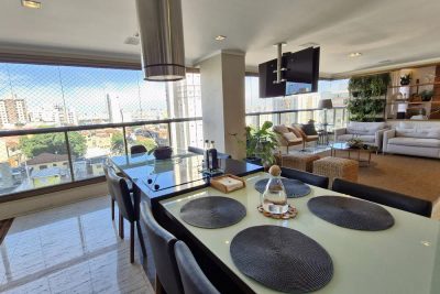 Apartamento, 3 quartos, 240 m² - Foto 1