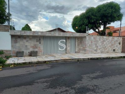 Casa, 3 quartos, 280 m² - Foto 1