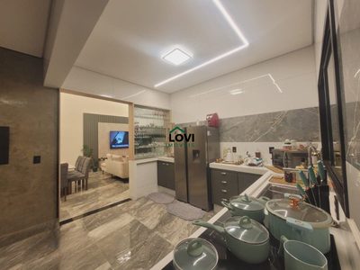 Casa, 3 quartos, 186 m² - Foto 1