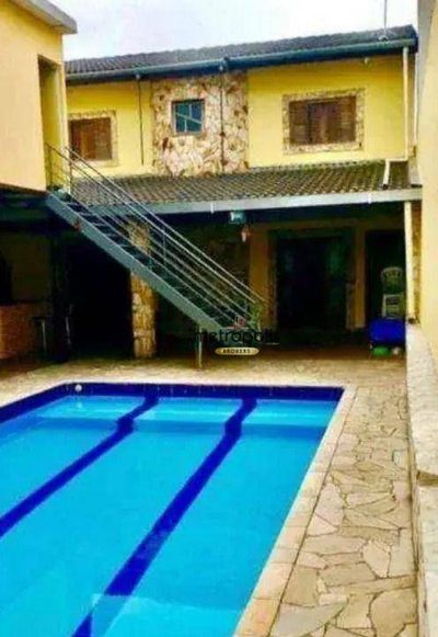 Casa, 3 quartos, 180 m² - Foto 1