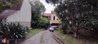 Casa, 5 quartos, 305 m² - Foto 2