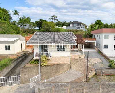 Casa, 6 quartos, 135 m² - Foto 4