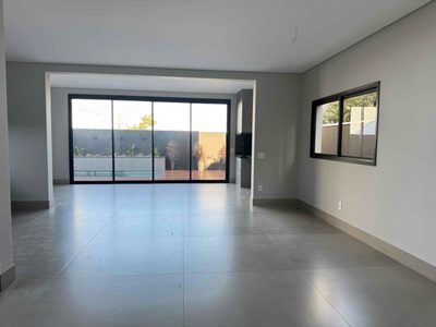 Casa, 4 quartos, 226 m² - Foto 3