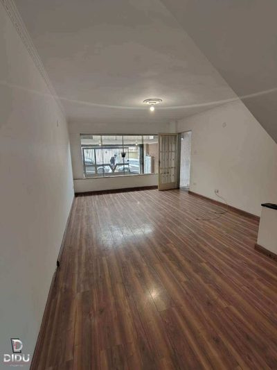 Casa, 3 quartos, 152 m² - Foto 3