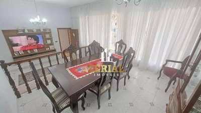 Casa, 3 quartos, 217 m² - Foto 3