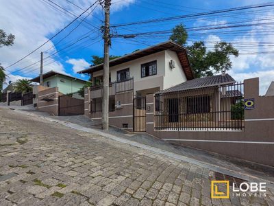 Casa, 3 quartos, 250 m² - Foto 2