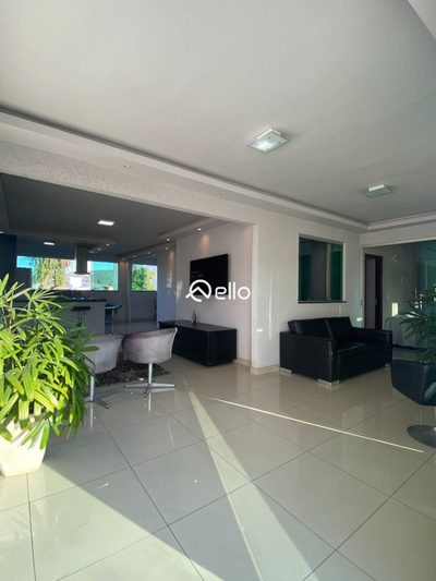 Casa, 4 quartos, 250 m² - Foto 4