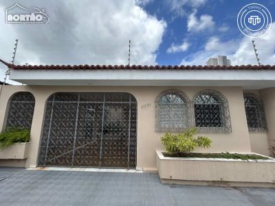 Casa, 6 quartos, 227 m² - Foto 4
