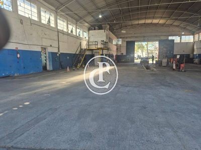 Sala-Conjunto, 1350 m² - Foto 1