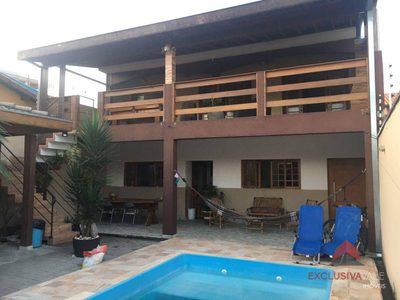 Casa, 3 quartos, 180 m² - Foto 1
