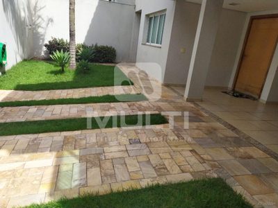 Casa, 4 quartos, 291 m² - Foto 1