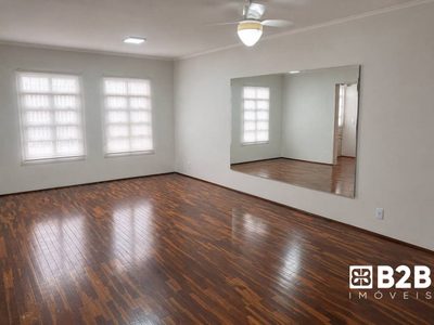 Casa, 3 quartos, 166 m² - Foto 1