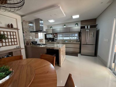 Casa, 4 quartos, 295 m² - Foto 4
