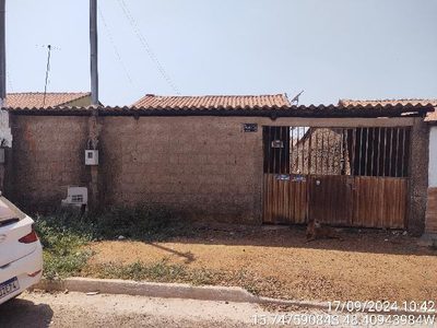 Casa, 2 quartos, 180 m² - Foto 1