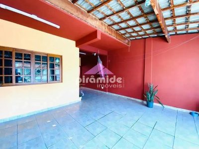 Casa, 3 quartos, 172 m² - Foto 1