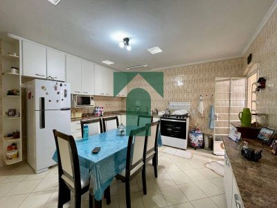 Casa, 3 quartos, 229 m² - Foto 4