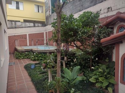 Casa, 4 quartos, 241 m² - Foto 1