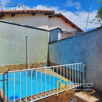 Casa, 5 quartos, 180 m² - Foto 2