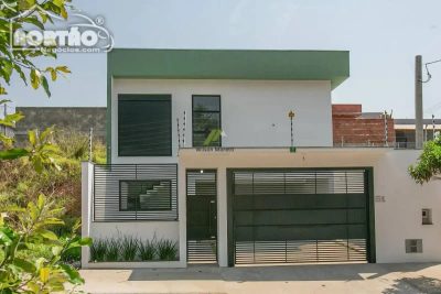 Casa, 5 quartos, 170 m² - Foto 1